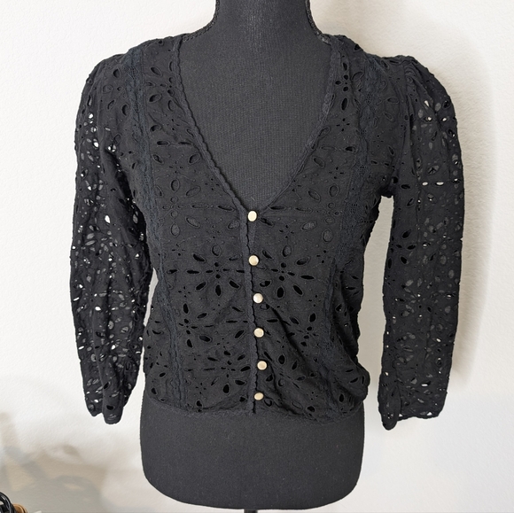 Aritzia Sweaters - 💘 Aritzia Wilfred Crochet Sheer Cardigan Black